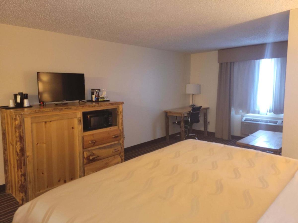Studio 6 Suites Butte Mt I-90 I-15 מראה חיצוני תמונה